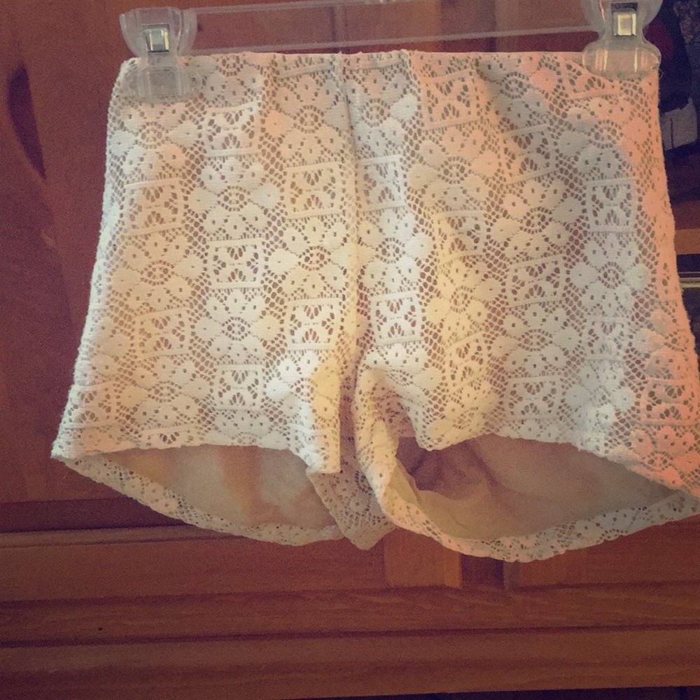 Show me your mummy ziggy shorts small